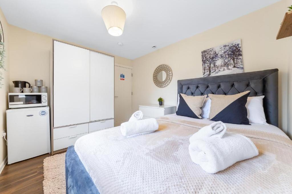 Twickenham Homes Isleworth Esterno foto